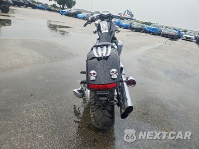 Czwarte zdjęcie samochodu z boku: 2010 HONDA VT1300 CX VIN:JH2SC6104AK003708 - miniatura