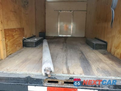 Zdjęcie 10 z 13 samochodu: 2019 CHEVROLET EXPRESS BOX TRUCK VIN:1GB0GRFG4K1171131 - miniatura