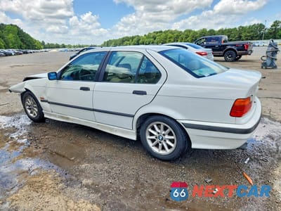 Drugie zdjęcie samochodu z przodu: 1998 BMW 328 I VIN:WBACD3320WAV24684 - miniatura