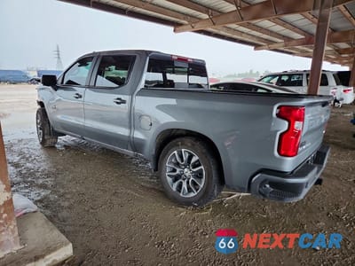 Drugie zdjęcie samochodu z przodu: 2026 CHEVROLET SILVERADO K1500 RST VIN:3GCUKEE84TG206316 - miniatura