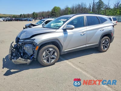 2025 HYUNDAI TUCSON SEL 5NMJCCDE7SH448872 - główne zdjęcie licytacji z USA - miniatura