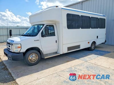 Drugie zdjęcie samochodu z przodu: 2015 FORD ECONOLINE - DELIVERY VAN VIN:1FDFE4FS8FDA30498 - miniatura