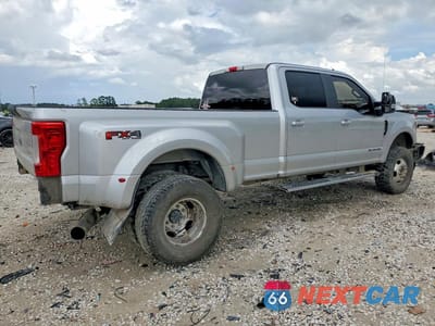 Trzecie zdjęcie samochodu z tyłu: 2019 FORD F350 SUPER DUTY VIN:1FT8W3DTXKEE32334 - miniatura