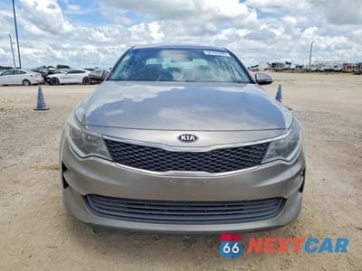 Piąte zdjęcie samochodu w środku: 2016 KIA OPTIMA LX VIN:5XXGT4L16GG087302 - miniatura