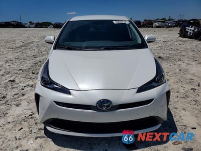 Piąte zdjęcie samochodu w środku: 2021 TOYOTA PRIUS XLE VIN:JTDKAMFU1M3128064 - miniatura
