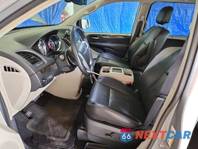 Zdjęcie 7 z 13 samochodu: 2015 CHRYSLER TOWN & COUNTRY TOURING L VIN:2C4RC1CG4FR506488 - miniatura
