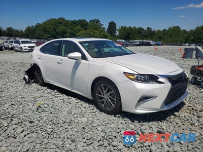 Czwarte zdjęcie samochodu z boku: 2016 LEXUS ES 350 VIN:58ABK1GG9GU030116 - miniatura