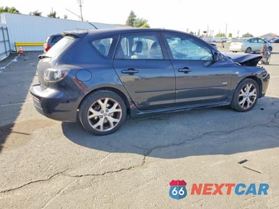 Trzecie zdjęcie samochodu z tyłu: 2008 MAZDA 3 HATCHBACK VIN:JM1BK344981829334 - miniatura