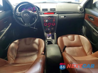 Zdjęcie 8 z 12 samochodu: 2005 MAZDA 3 HATCHBACK VIN:JM1BK343751279893 - miniatura