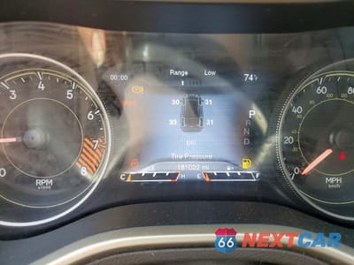 Zdjęcie 9 z 13 samochodu: 2014 JEEP CHEROKEE TRAILHAWK VIN:1C4PJMBSXEW153314 - miniatura