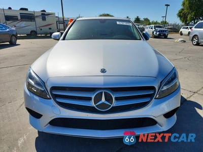 Piąte zdjęcie samochodu w środku: 2021 MERCEDES-BENZ C 300 VIN:W1KWF8DB3MR621100 - miniatura