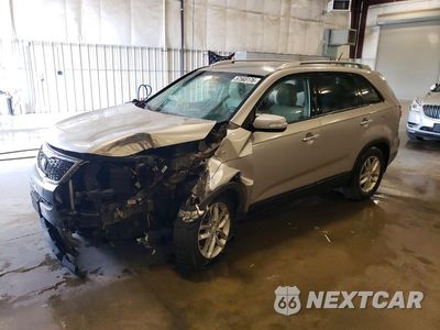 2014 KIA SORENTO LX 5XYKTCA68EG515110 - główne zdjęcie licytacji z USA - miniatura