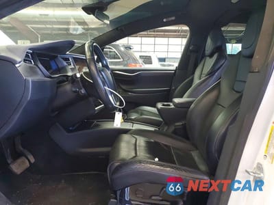 Zdjęcie 7 z 13 samochodu: 2016 TESLA MODEL X VIN:5YJXCBE2XGF027827 - miniatura