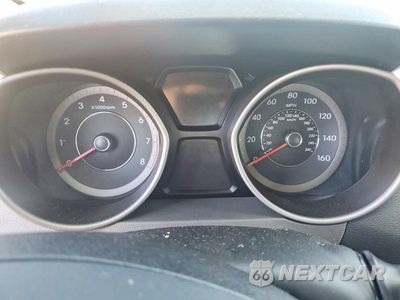 Zdjęcie 9 z 12 samochodu: 2015 HYUNDAI ELANTRA SE VIN:KMHDH4AE4FU320513 - miniatura