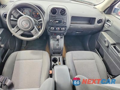 Zdjęcie 8 z 13 samochodu: 2016 JEEP PATRIOT SPORT VIN:1C4NJPBA9GD761260 - miniatura