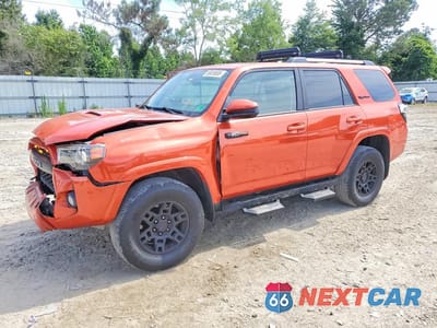 2015 TOYOTA 4RUNNER TRD PRO JTEBU5JR9F5232434 - główne zdjęcie licytacji z USA - miniatura