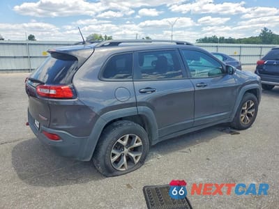 Trzecie zdjęcie samochodu z tyłu: 2018 JEEP CHEROKEE TRAILHAWK VIN:1C4PJMBX9JD610454 - miniatura