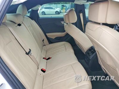 Zdjęcie 10 z 12 samochodu: 2017 AUDI A4 ULTRA PREMIUM VIN:WAUKMAF49HN058116 - miniatura