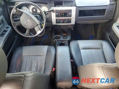 Zdjęcie 8 z 12 samochodu: 2008 DODGE DAKOTA VIN:1D7HW58N68S634675 - miniatura