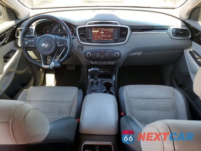Zdjęcie 8 z 13 samochodu: 2017 KIA SORENTO SX V6 VIN:5XYPK4A50HG226975 - miniatura