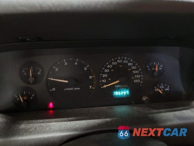 Zdjęcie 9 z 13 samochodu: 2003 JEEP GRAND CHEROKEE LAREDO VIN:1J4GW48S63C524597 - miniatura