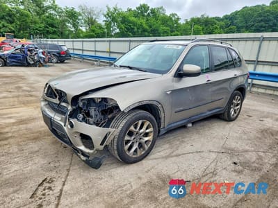 2012 BMW X5 XDRIVE35I 5UXZV4C5XCL761319 - główne zdjęcie licytacji z USA - miniatura