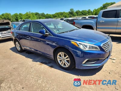 Czwarte zdjęcie samochodu z boku: 2016 HYUNDAI SONATA SE VIN:5NPE24AF6GH409367 - miniatura