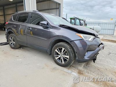 Czwarte zdjęcie samochodu z boku: 2018 TOYOTA RAV4 XLE VIN:JTMRFREV4JJ743738 - miniatura