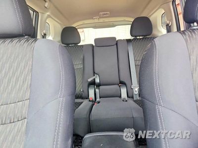 Zdjęcie 10 z 13 samochodu: 2019 NISSAN ROGUE S VIN:5N1AT2MT2KC773125 - miniatura
