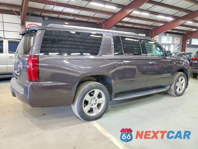 Trzecie zdjęcie samochodu z tyłu: 2015 CHEVROLET SUBURBAN K1500 LTZ VIN:1GNSKKKC3FR262600 - miniatura