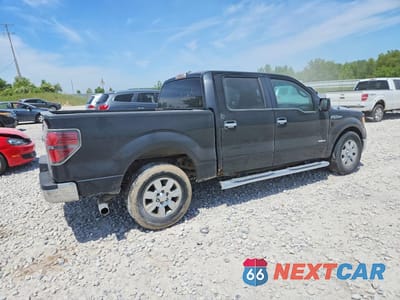 Trzecie zdjęcie samochodu z tyłu: 2011 FORD F150 SUPERCREW VIN:1FTFW1CT4BFB23286 - miniatura