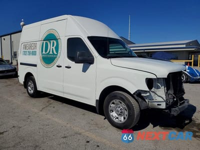 Czwarte zdjęcie samochodu z boku: 2018 NISSAN NV 2500 HD SV VIN:1N6BF0LY1JN801918 - miniatura