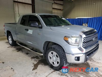 Czwarte zdjęcie samochodu z boku: 2021 TOYOTA TUNDRA SR5 VIN:5TFUY5F10MX981614 - miniatura