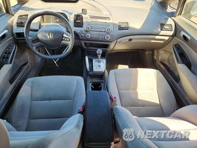 Zdjęcie 8 z 12 samochodu: 2008 HONDA CIVIC LX VIN:1HGFA16508L090570 - miniatura