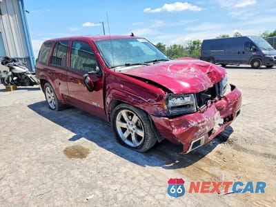 Czwarte zdjęcie samochodu z boku: 2008 CHEVROLET TRAILBLAZER SS VIN:1GNET13H982147736 - miniatura