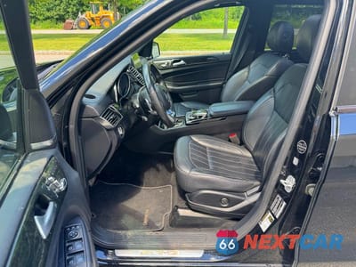 Zdjęcie 13 z 14 samochodu: 2018 MERCEDES-BENZ GLE 43 AMG VIN:4JGDA6EB8JA995601 - miniatura