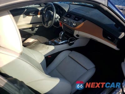 Zdjęcie 8 z 13 samochodu: 2016 BMW Z4 SDRIVE35I VIN:WBALM7C50GJ799426 - miniatura