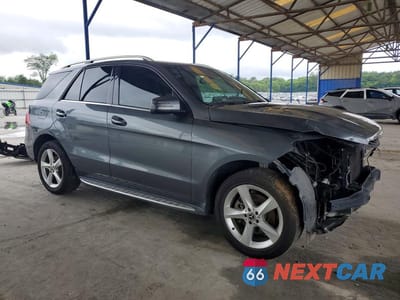Czwarte zdjęcie samochodu z boku: 2018 MERCEDES-BENZ GLE 350 VIN:4JGDA5JB7JB002860 - miniatura