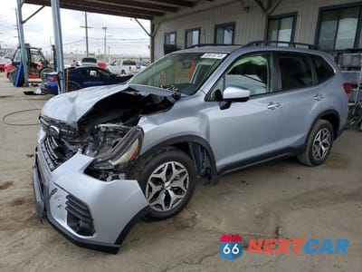 2023 SUBARU FORESTER PREMIUM JF2SKAEC6PH481798 - główne zdjęcie licytacji z USA - miniatura