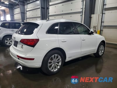 Trzecie zdjęcie samochodu z tyłu: 2013 AUDI Q5 PREMIUM PLUS VIN:WA1LFAFP0DA090928 - miniatura