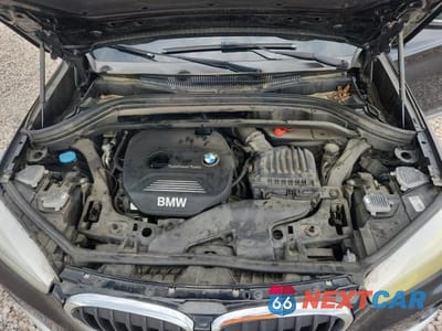 Zdjęcie 12 z 13 samochodu: 2017 BMW X1 XDRIVE28I VIN:WBXHT3C32H5F74315 - miniatura