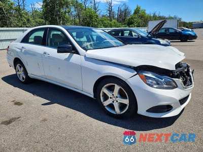 Czwarte zdjęcie samochodu z boku: 2015 MERCEDES-BENZ E 350 4MATIC VIN:WDDHF8JB9FB120737 - miniatura