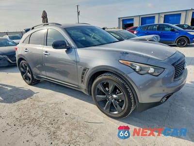 Piąte zdjęcie samochodu w środku: 2017 INFINITI QX70 BASE VIN:JN8CS1MU8HM143779 - miniatura