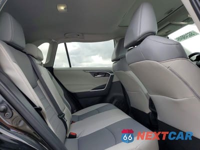 Zdjęcie 11 z 13 samochodu: 2025 TOYOTA RAV4 XLE PREMIUM VIN:2T3A1RFV4SC563318 - miniatura