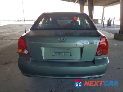 Zdjęcie 6 z 12 samochodu: 2005 HYUNDAI ACCENT GL VIN:KMHCG45C85U605365 - miniatura
