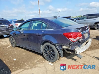 Drugie zdjęcie samochodu z przodu: 2015 CHEVROLET CRUZE LT VIN:1G1PC5SB8F7120056 - miniatura