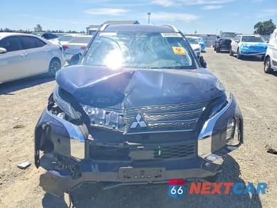 Piąte zdjęcie samochodu w środku: 2023 MITSUBISHI OUTLANDER SEL VIN:JA4T5VA98PZ038018 - miniatura