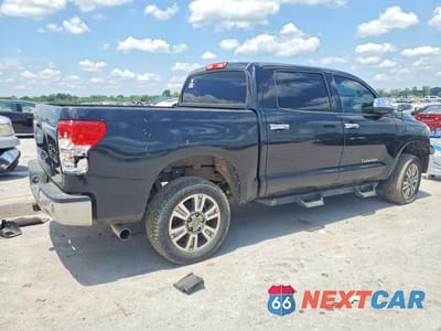 Trzecie zdjęcie samochodu z tyłu: 2012 TOYOTA TUNDRA CREWMAX LIMITED VIN:5TFHW5F16CX270165 - miniatura