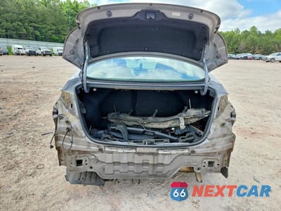 Zdjęcie 6 z 13 samochodu: 2013 HYUNDAI ELANTRA LIMITED VIN:KMHDH4AE6DU692805 - miniatura