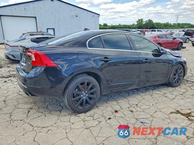 Trzecie zdjęcie samochodu z tyłu: 2018 VOLVO S60 PLATINUM VIN:LYV402TM0JB166616 - miniatura